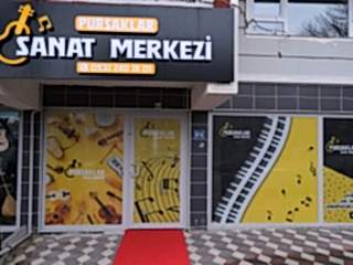 Merkezimizden Kareler